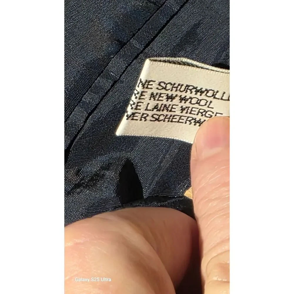 Hugo Boss Men's Navy Pinstripe Blazer Sport Coat 44T
